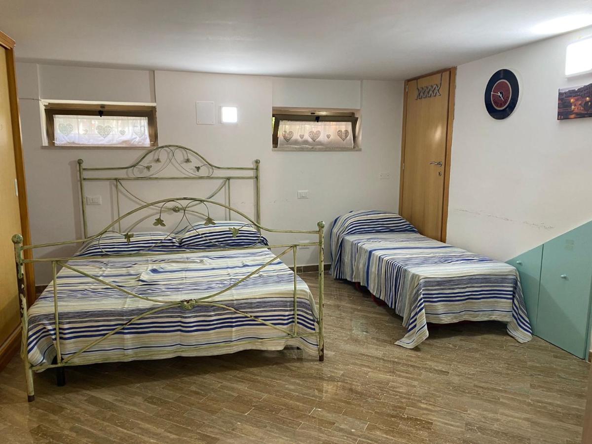 Вилла Casa Badino Террачина Экстерьер фото
